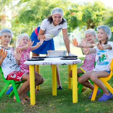 אתר נופש Limak Arcadia Sport 5*